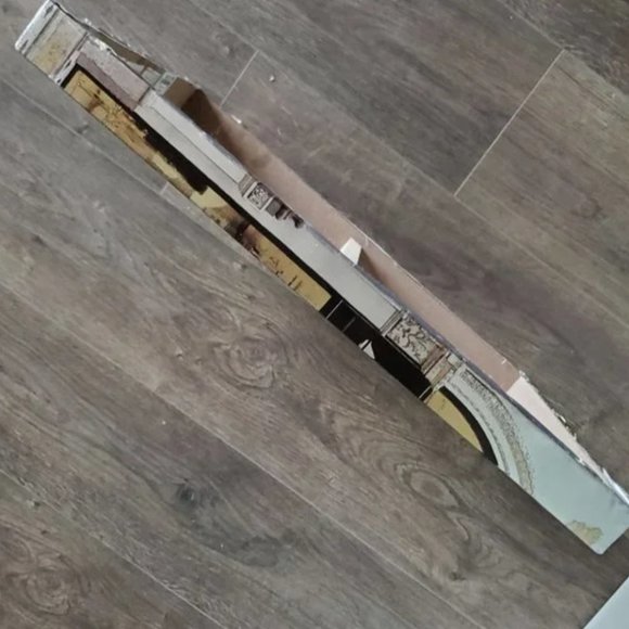 PRADA DESIGNER STOREFRONT GOLD WRAPPED CANVAS PRINT - Picture 4 of 6